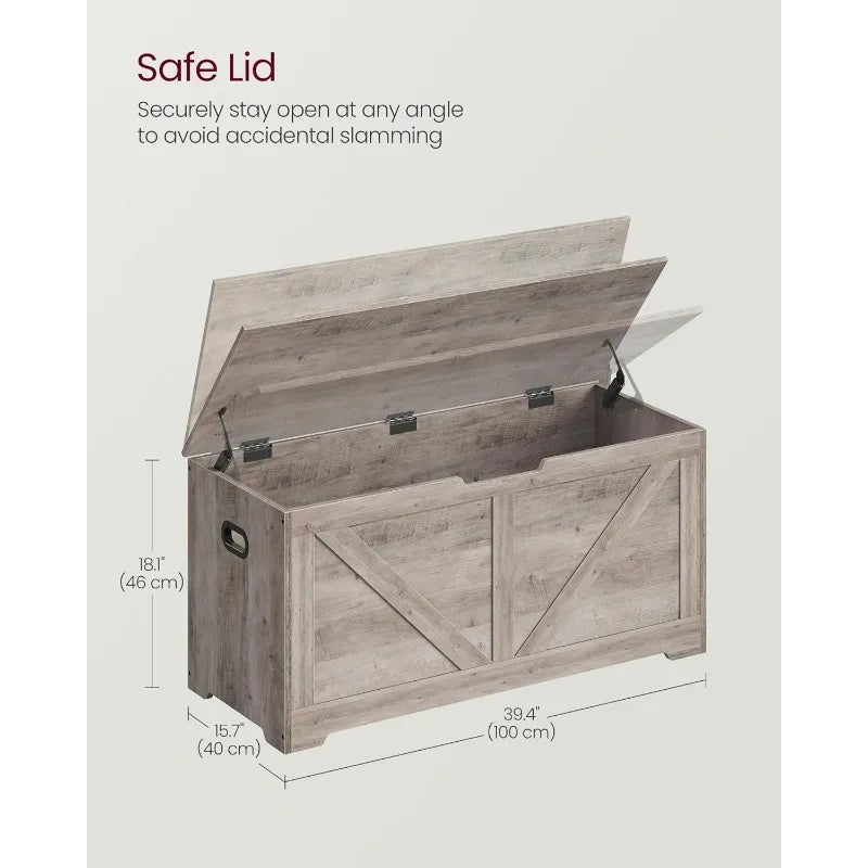 Farmhouse Style Storage Trunk with 2 Safety Hinges & Cut-Out Handles on the Both Sides for Easy Movement