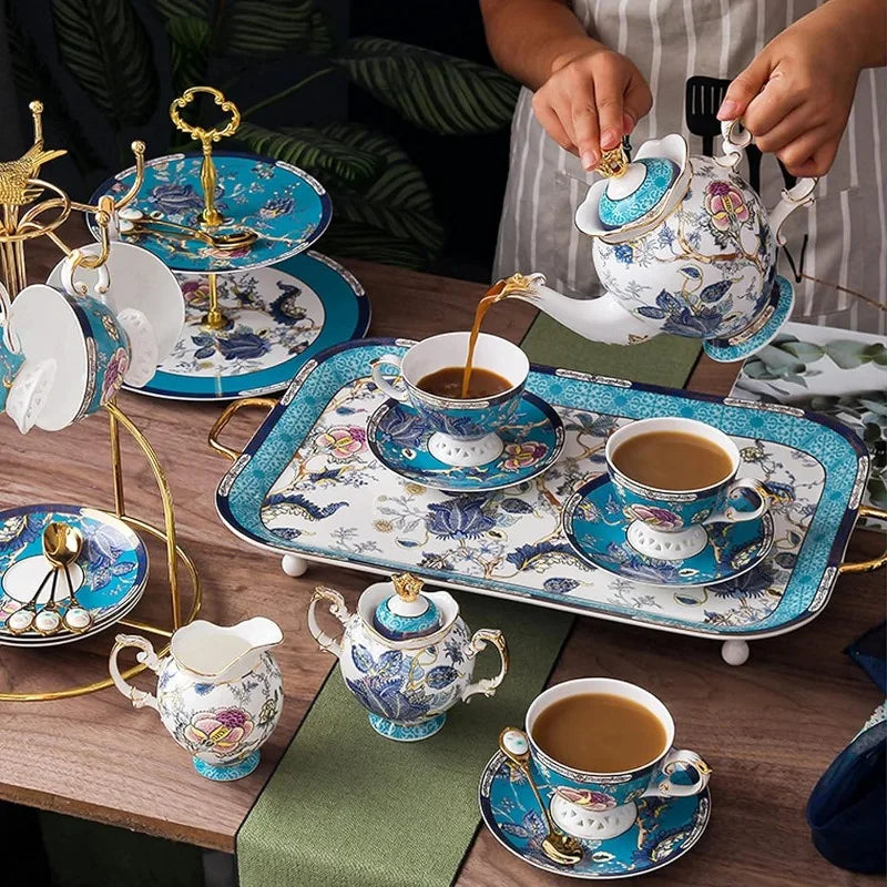 Vintage Style Blue & White Floral Bone China Tea Set, 21 Piece Set with Golden Gilding for 6 Adults