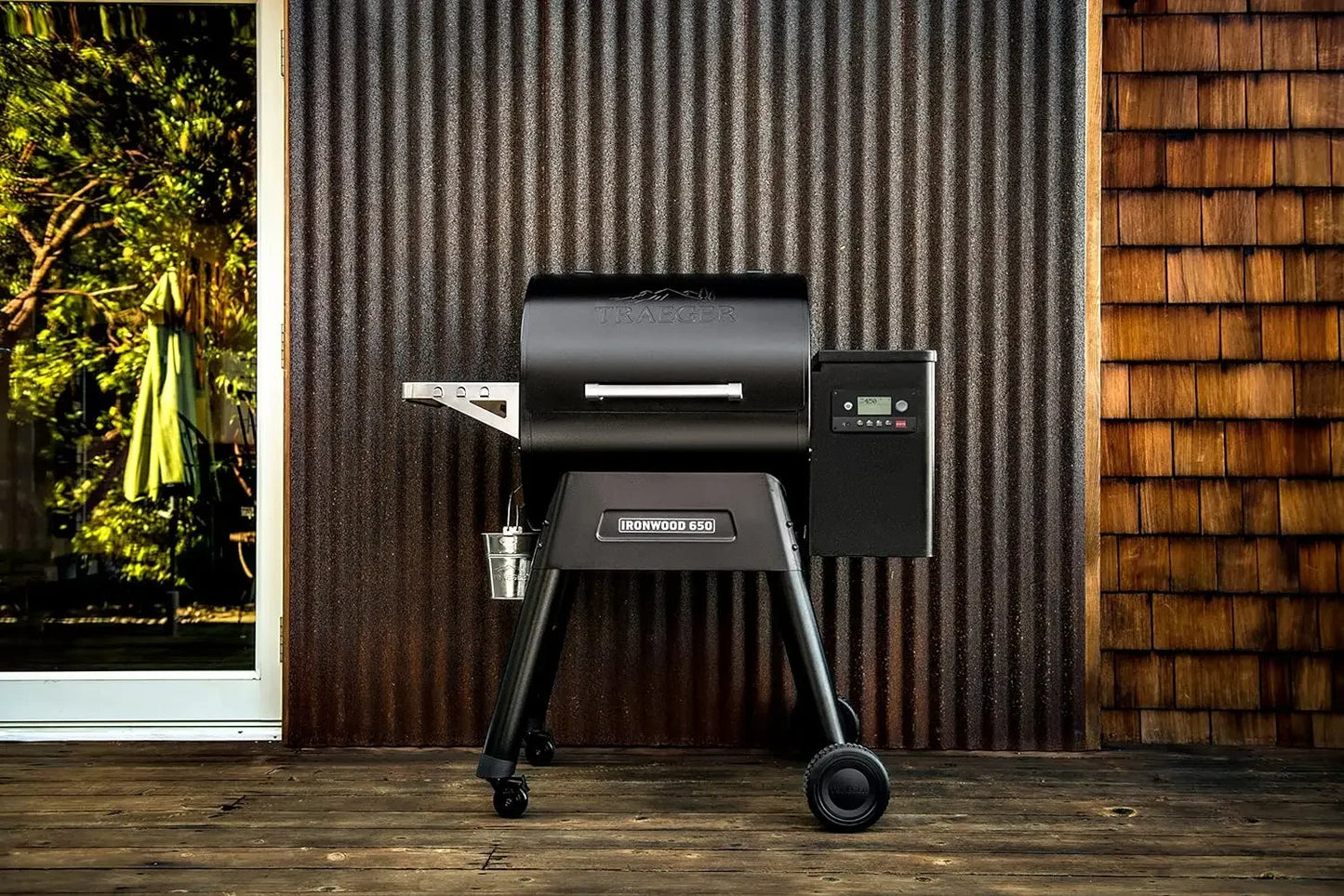 Electric Wood Pellet Grill & Smoker with Wi-Fi & App Connectivity, 650 sq in of Grilling Area & Porcelain Grill Grates